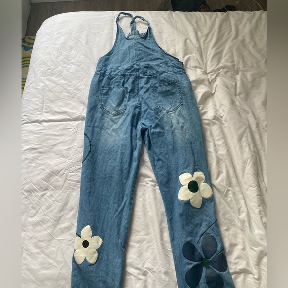 Overalls With Cute Flower Print !! - Picture 2 of 4
